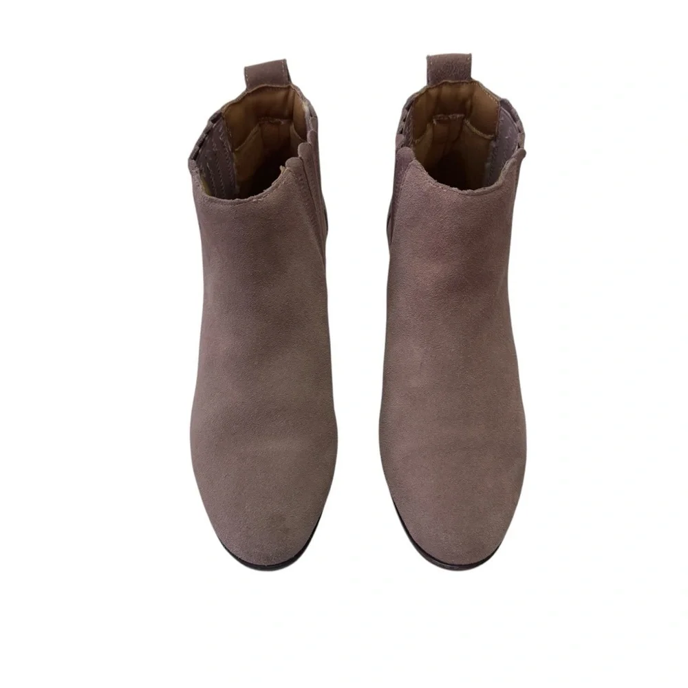Jack Rogers Women's Liddy Stone Suede Scallop Chelsea Ankle Waterproof Bootie 9